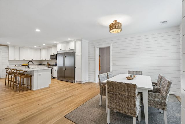 1010 Lansing Drive, Mount Pleasant, SC 29464