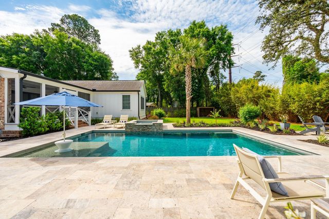 1010 Lansing Drive, Mount Pleasant, SC 29464