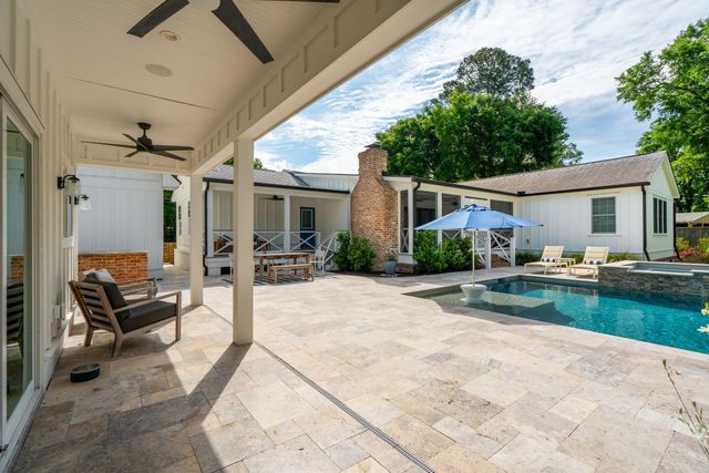 1010 Lansing Drive, Mount Pleasant, SC 29464