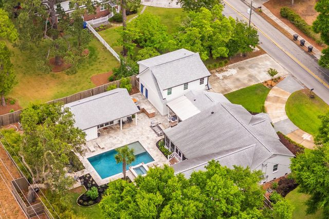 1010 Lansing Drive, Mount Pleasant, SC 29464
