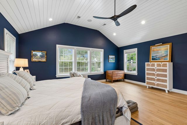 1010 Lansing Drive, Mount Pleasant, SC 29464