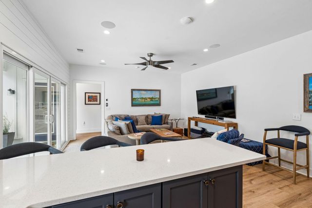 1010 Lansing Drive, Mount Pleasant, SC 29464