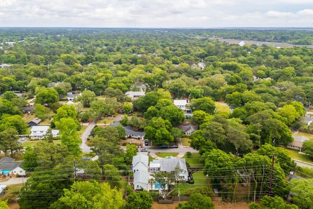 1010 Lansing Drive, Mount Pleasant, SC 29464