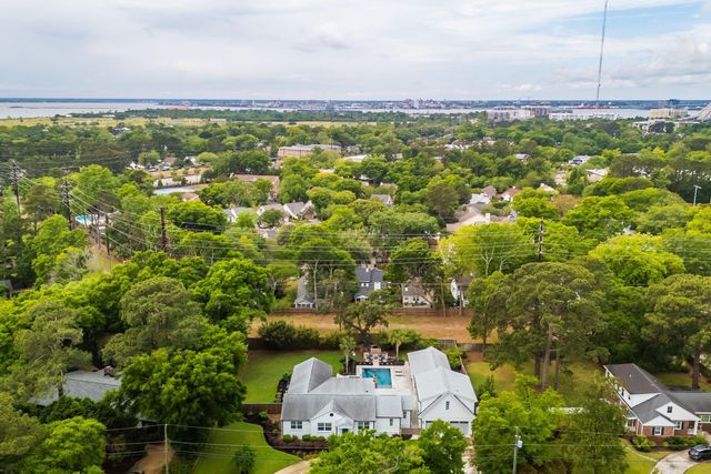 1010 Lansing Drive, Mount Pleasant, SC 29464
