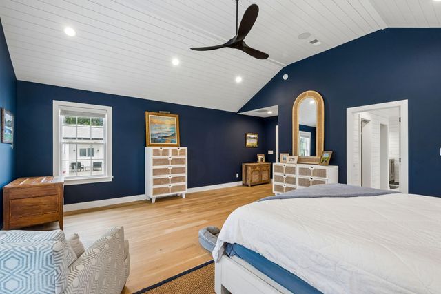 1010 Lansing Drive, Mount Pleasant, SC 29464