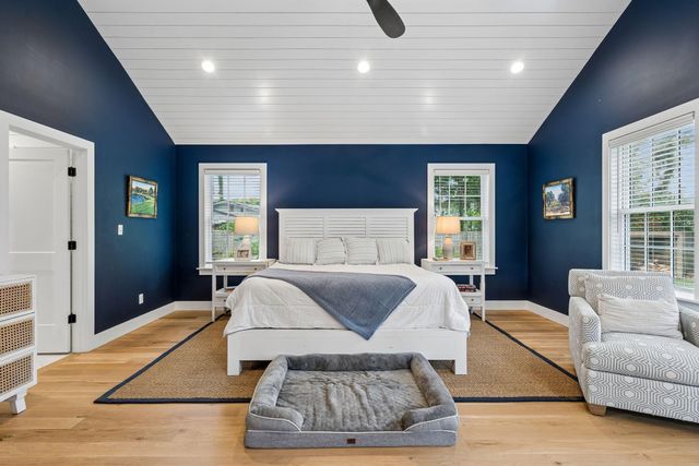 1010 Lansing Drive, Mount Pleasant, SC 29464