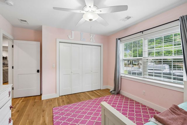 1010 Lansing Drive, Mount Pleasant, SC 29464