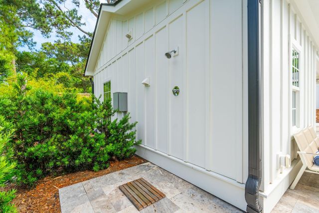 1010 Lansing Drive, Mount Pleasant, SC 29464