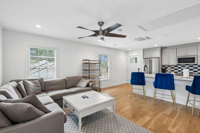 1010 Lansing Drive, Mount Pleasant, SC 29464