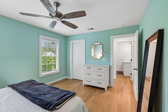1010 Lansing Drive, Mount Pleasant, SC 29464