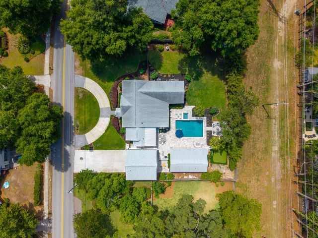 1010 Lansing Drive, Mount Pleasant, SC 29464