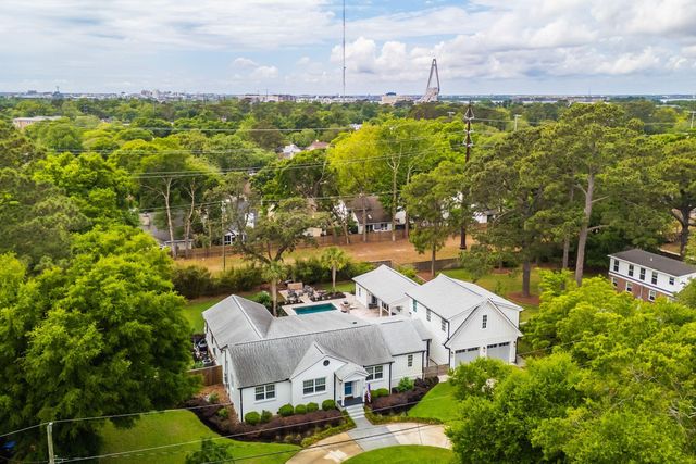 1010 Lansing Drive, Mount Pleasant, SC 29464