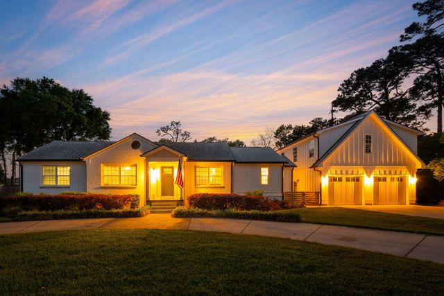 1010 Lansing Drive, Mount Pleasant, SC 29464