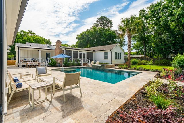 1010 Lansing Drive, Mount Pleasant, SC 29464
