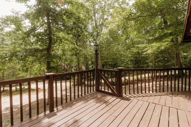 272 Cowboy Lane, Wellington, KY 40387