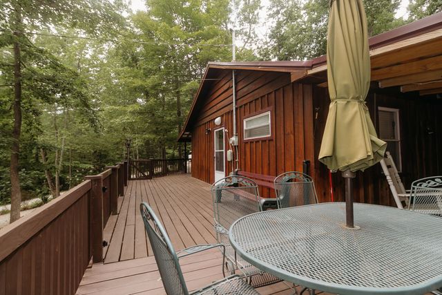 272 Cowboy Lane, Wellington, KY 40387