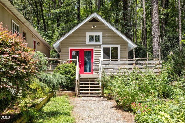 2073 N Pea Ridge Road, Pittsboro, NC 27312