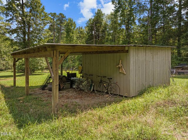 2073 N Pea Ridge Road, Pittsboro, NC 27312