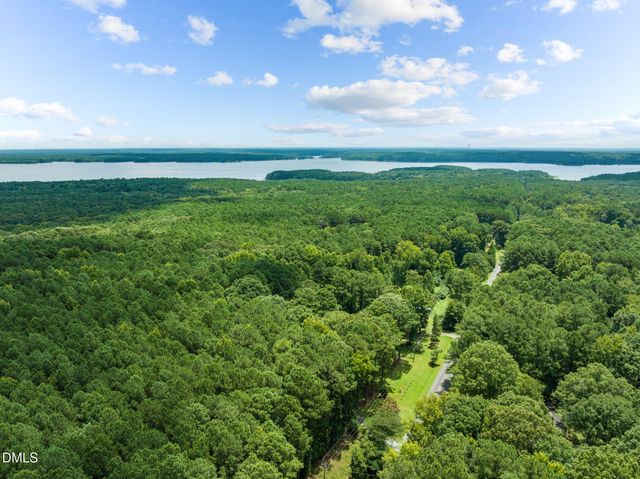 2073 N Pea Ridge Road, Pittsboro, NC 27312