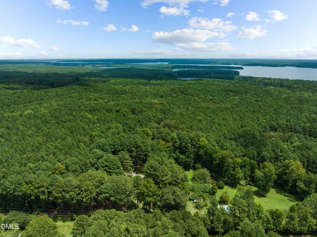 2073 N Pea Ridge Road, Pittsboro, NC 27312