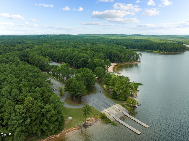 2073 N Pea Ridge Road, Pittsboro, NC 27312