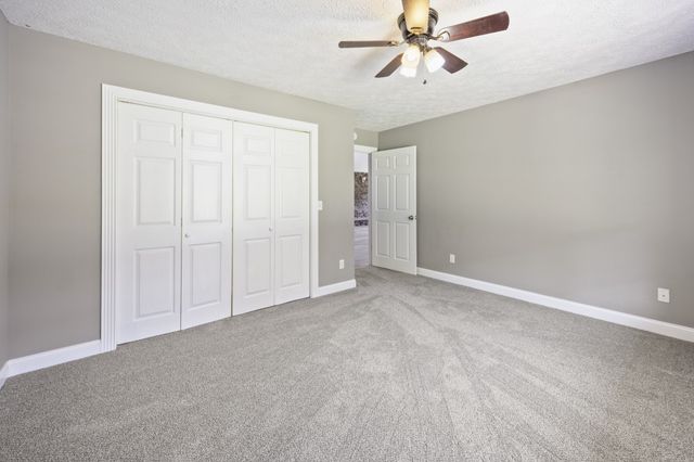 52 Wright Pl, Estill Springs, TN 37330