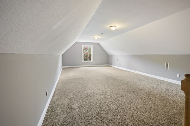 52 Wright Pl, Estill Springs, TN 37330