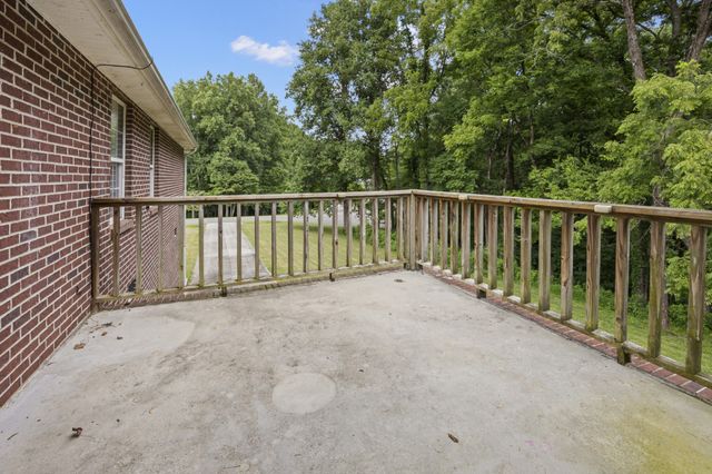 52 Wright Pl, Estill Springs, TN 37330