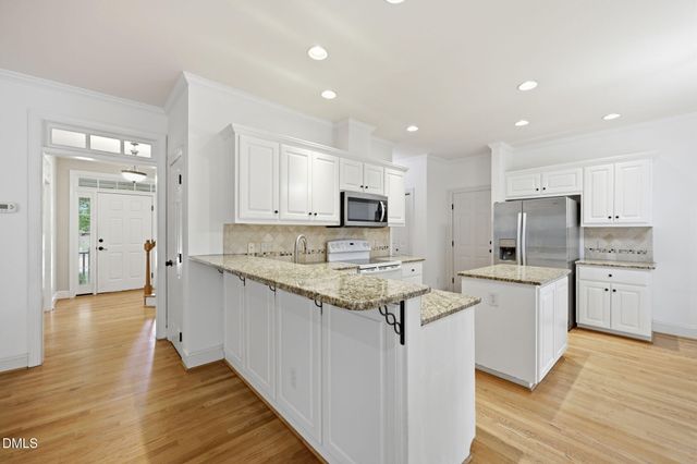 101 Plumtree Way, Cary, NC 27518
