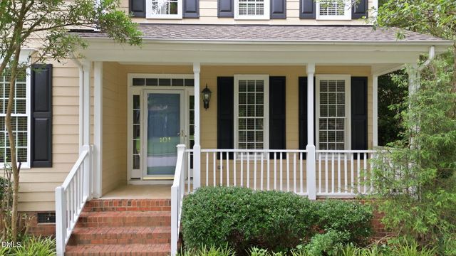 101 Plumtree Way, Cary, NC 27518