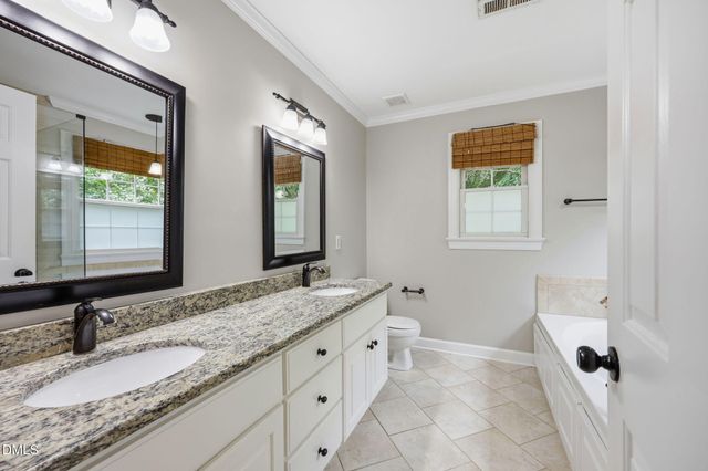 101 Plumtree Way, Cary, NC 27518