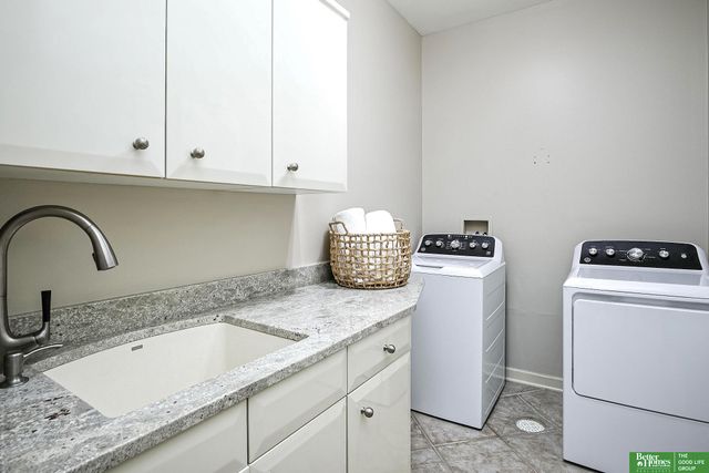 1509 S 190th Plaza, Omaha, NE 68130