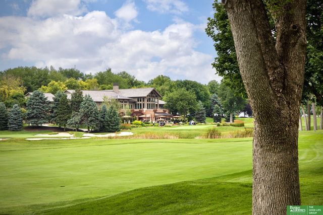 1509 S 190th Plaza, Omaha, NE 68130