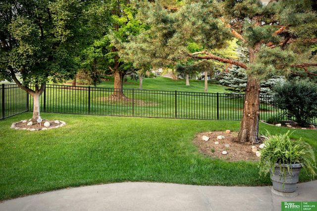 1509 S 190th Plaza, Omaha, NE 68130