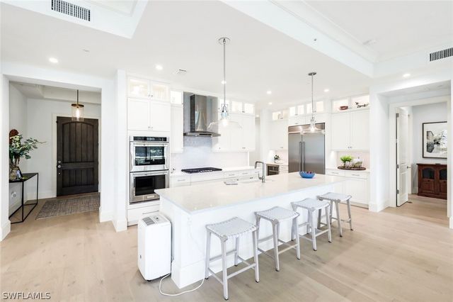 16320 Corsica WAY 102, Naples, FL 34110