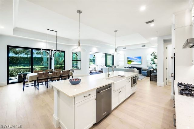 16320 Corsica WAY 102, Naples, FL 34110