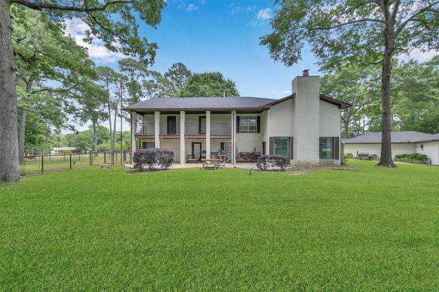 17691 Rogers Road, New Waverly, TX 77358