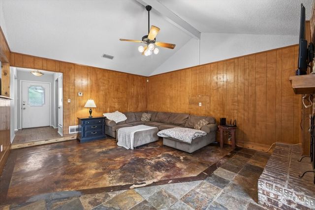 8204 Starnes Road, North Richland Hills, TX 76182