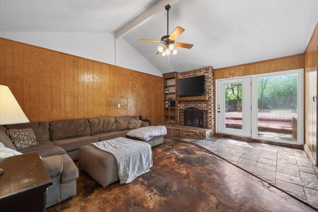 8204 Starnes Road, North Richland Hills, TX 76182