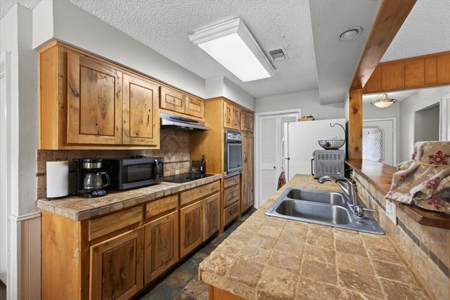 8204 Starnes Road, North Richland Hills, TX 76182