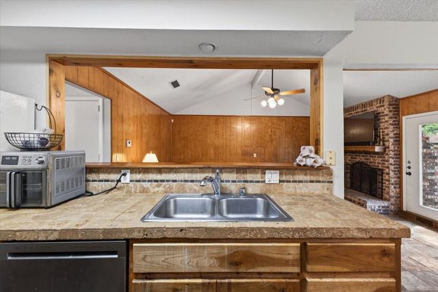 8204 Starnes Road, North Richland Hills, TX 76182