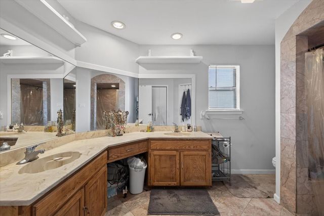 8204 Starnes Road, North Richland Hills, TX 76182