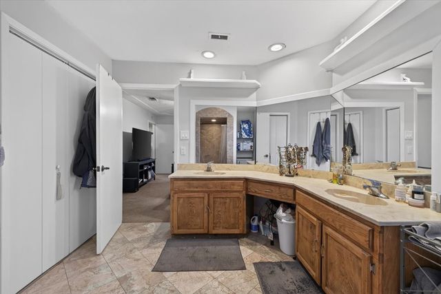 8204 Starnes Road, North Richland Hills, TX 76182