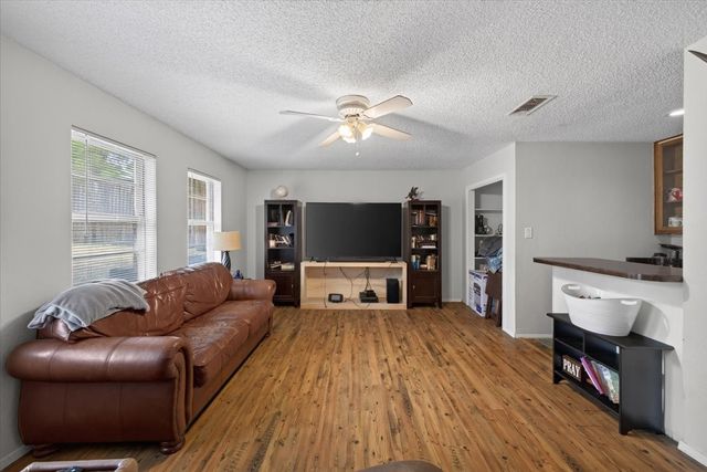 8204 Starnes Road, North Richland Hills, TX 76182