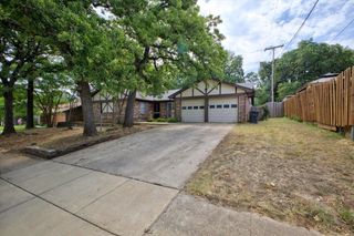 8204 Starnes Road, North Richland Hills, TX 76182