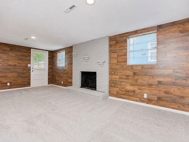 6404 E 133rd Terrace, Grandview, MO 64030