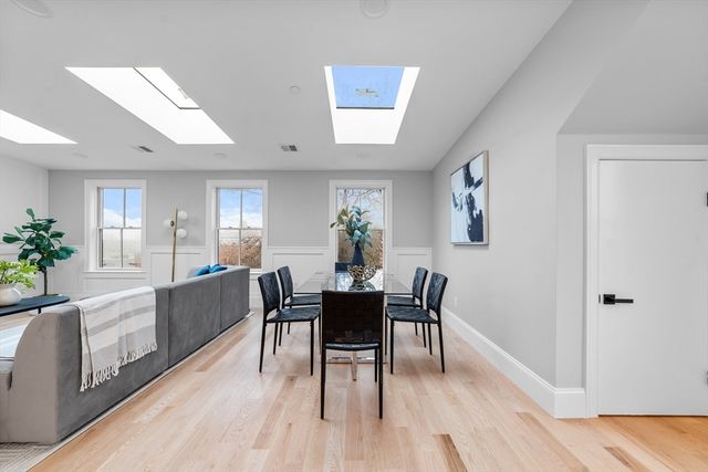 30 Dighton 4, Boston, MA 02135