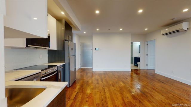 138-28 Queens Boulevard 7A, Briarwood, NY 11435