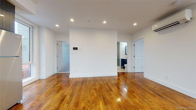 138-28 Queens Boulevard 7A, Briarwood, NY 11435