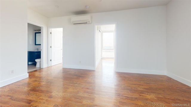 138-28 Queens Boulevard 7A, Briarwood, NY 11435